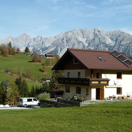 Ferienhaus Almfrieden Villa Schladming Bagian luar foto