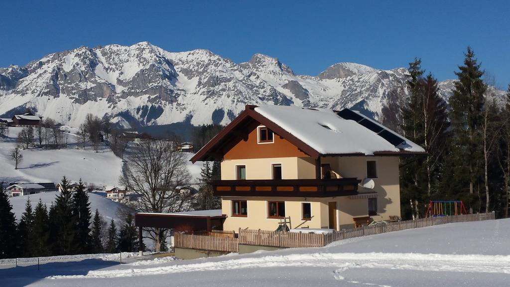 Ferienhaus Almfrieden Villa Schladming Bagian luar foto